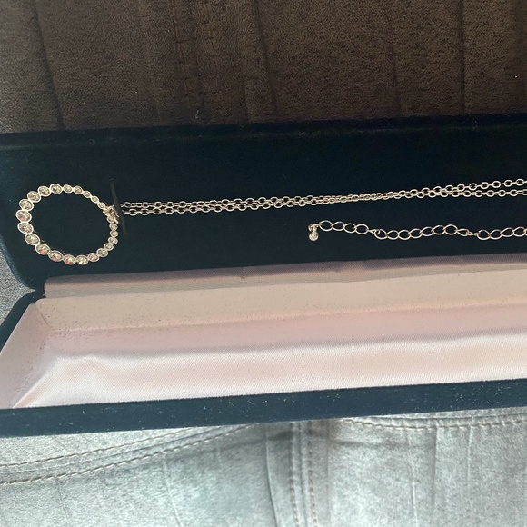 Open Circle 22"Necklace with Cubic Zirconia w/Box - Picture 2 of 9